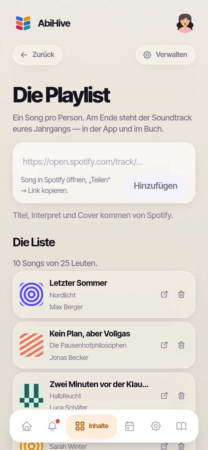 Die Playlist-Seite mit Eingabefeld, Zähler und den ersten Songs mit Cover, Titel und der Person, die sie eingetragen hat.